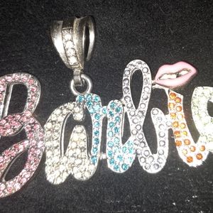 Barbie pendant